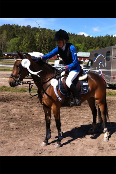 Oliwia Johansson och Brantsvikens Minoo
